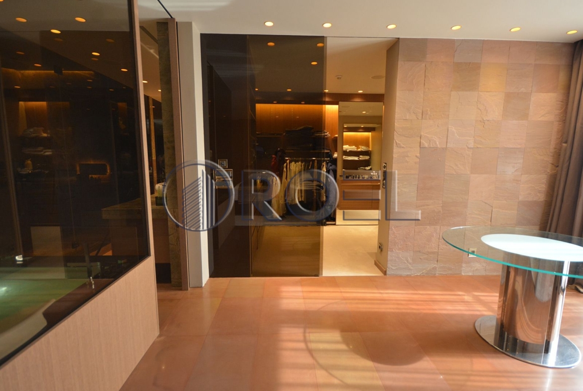 Luxurious apartment in Zagreb with a large terrace and 3 garage spaces