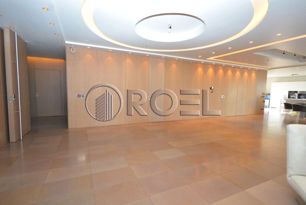 Luxurious apartment in Zagreb with a large terrace and 3 garage spaces