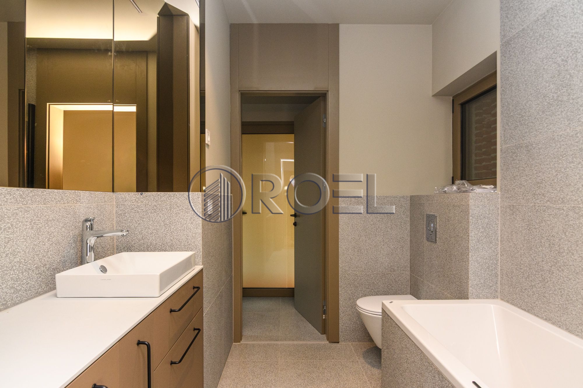 1415_4_1773234121 Zagreb, Savska Opatovina, moderan dvosoban stan NKP 60 m2