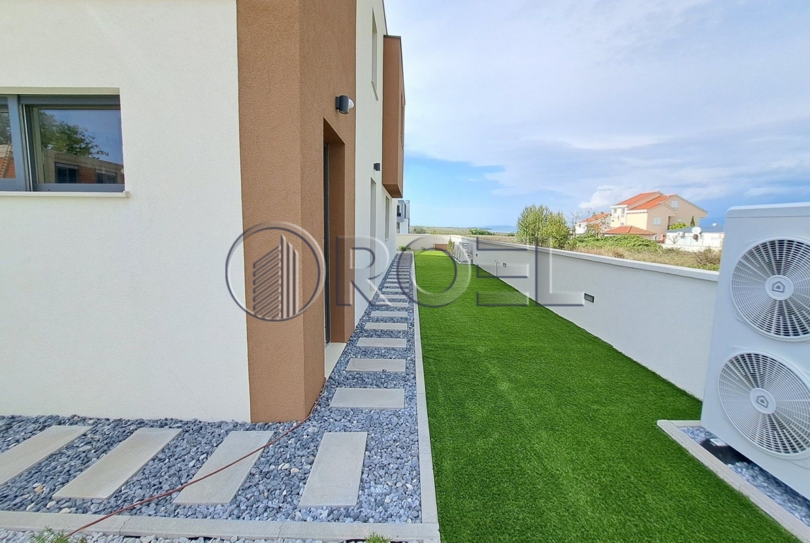Luksuzna vila, Zadar, Privlaka, NKP 188 m2, blizu mora