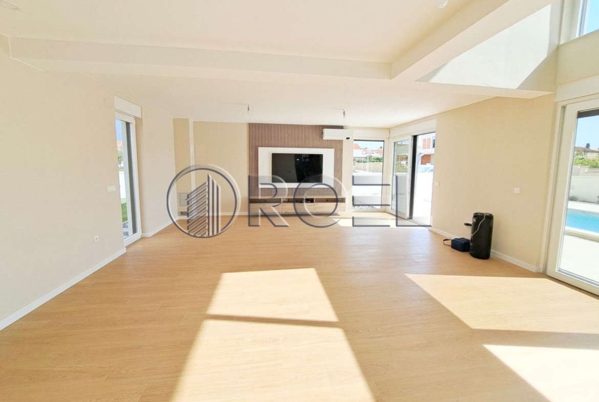 Luksuzna vila, Zadar, Privlaka, NKP 188 m2, blizu mora