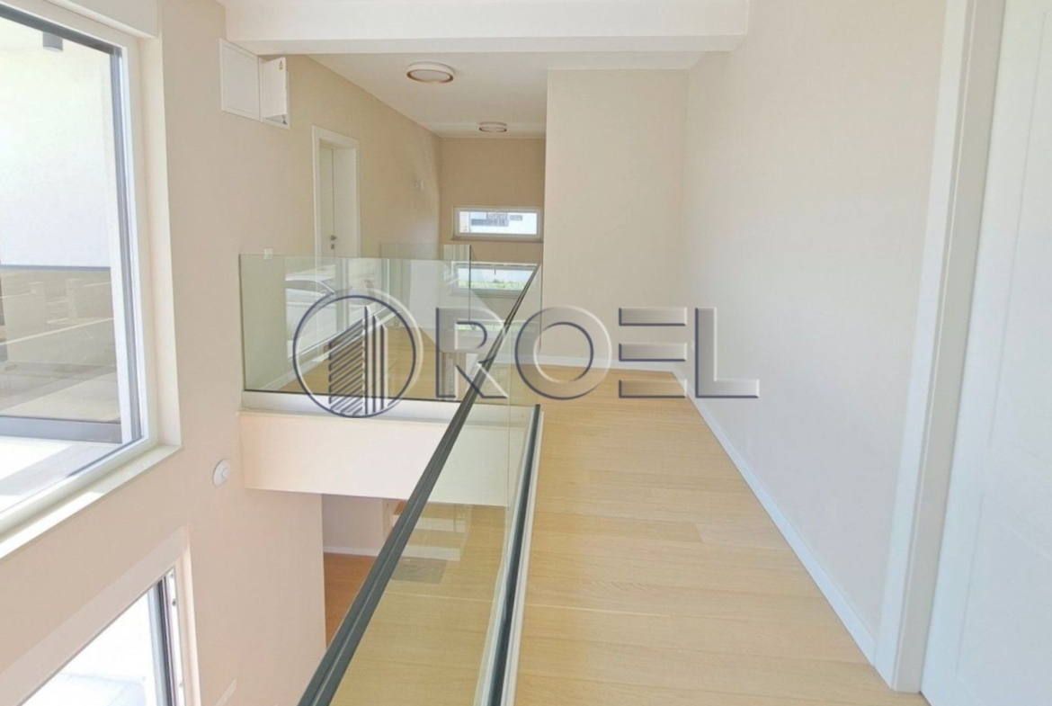 Luksuzna vila, Zadar, Privlaka, NKP 188 m2, blizu mora