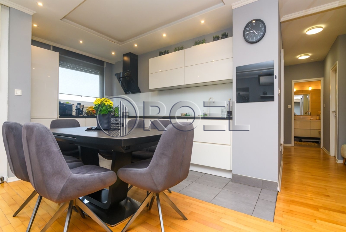 Zagreb, Vrbani, three-bedroom apartment 72 m², for sale