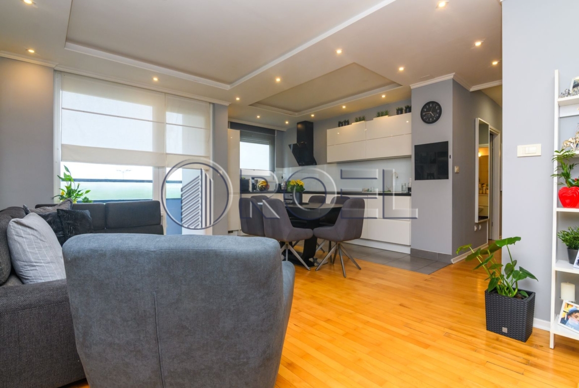 Zagreb, Vrbani, three-bedroom apartment 72 m², for sale