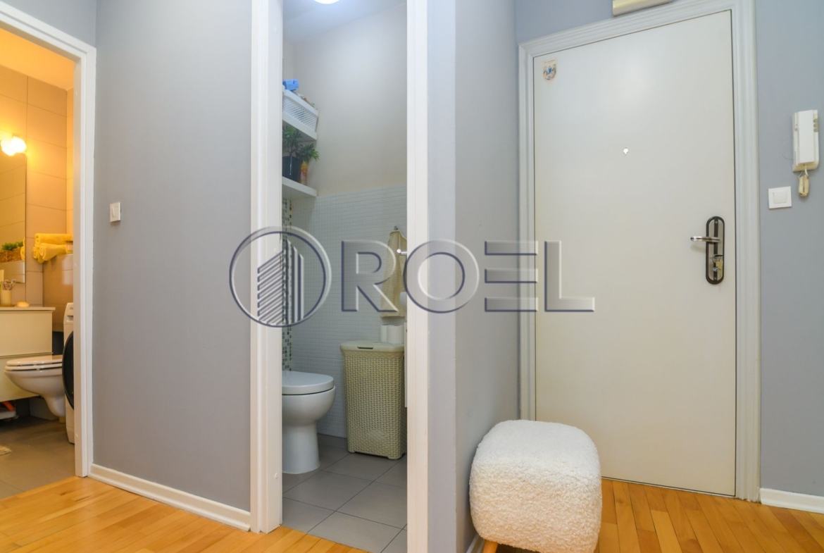 Zagreb, Vrbani, three-bedroom apartment 72 m², for sale