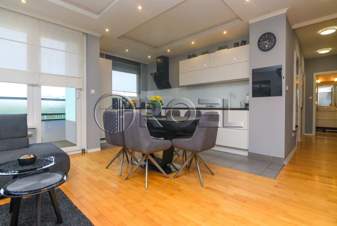 Zagreb, Vrbani, three-bedroom apartment 72 m², for sale