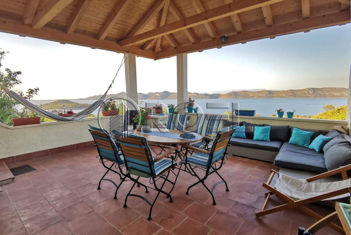 Kuća za odmor, Mali Iž (okolica Zadra), NKP 280 m²