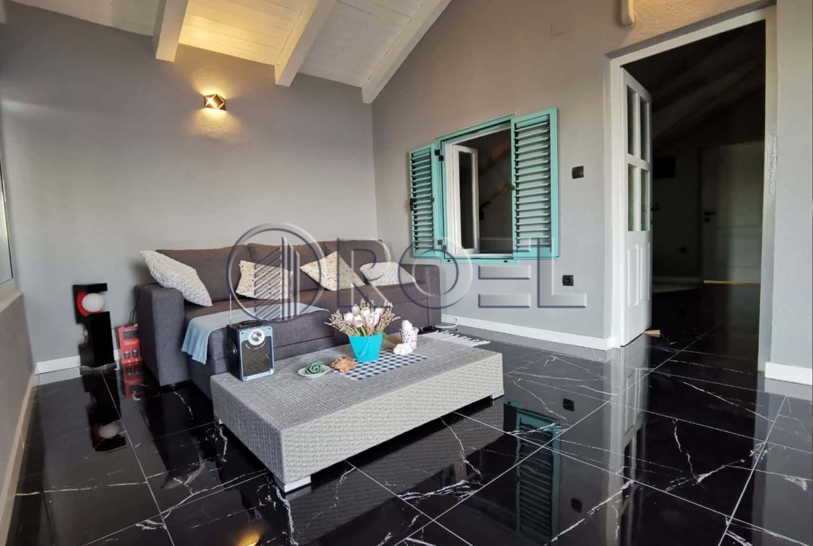 Kuća za odmor, Mali Iž (okolica Zadra), NKP 280 m²
