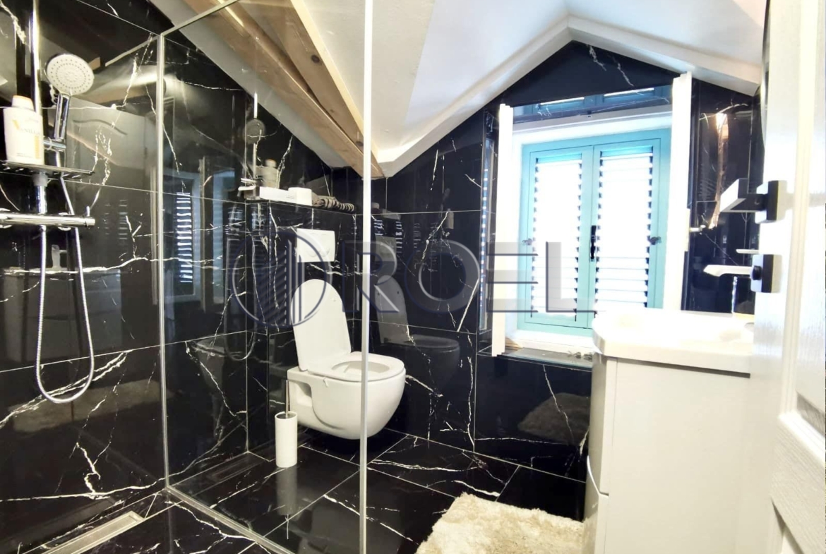 Kuća za odmor, Mali Iž (okolica Zadra), NKP 280 m²