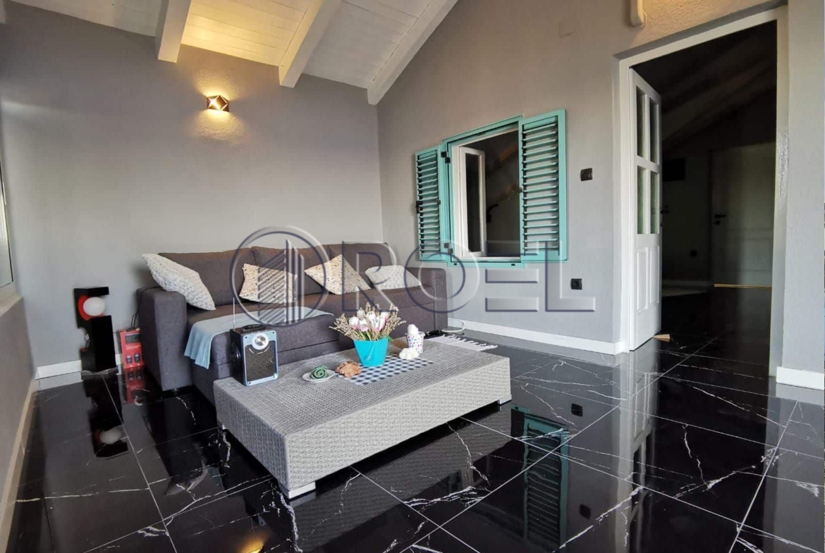 Kuća za odmor, Mali Iž (okolica Zadra), NKP 280 m²