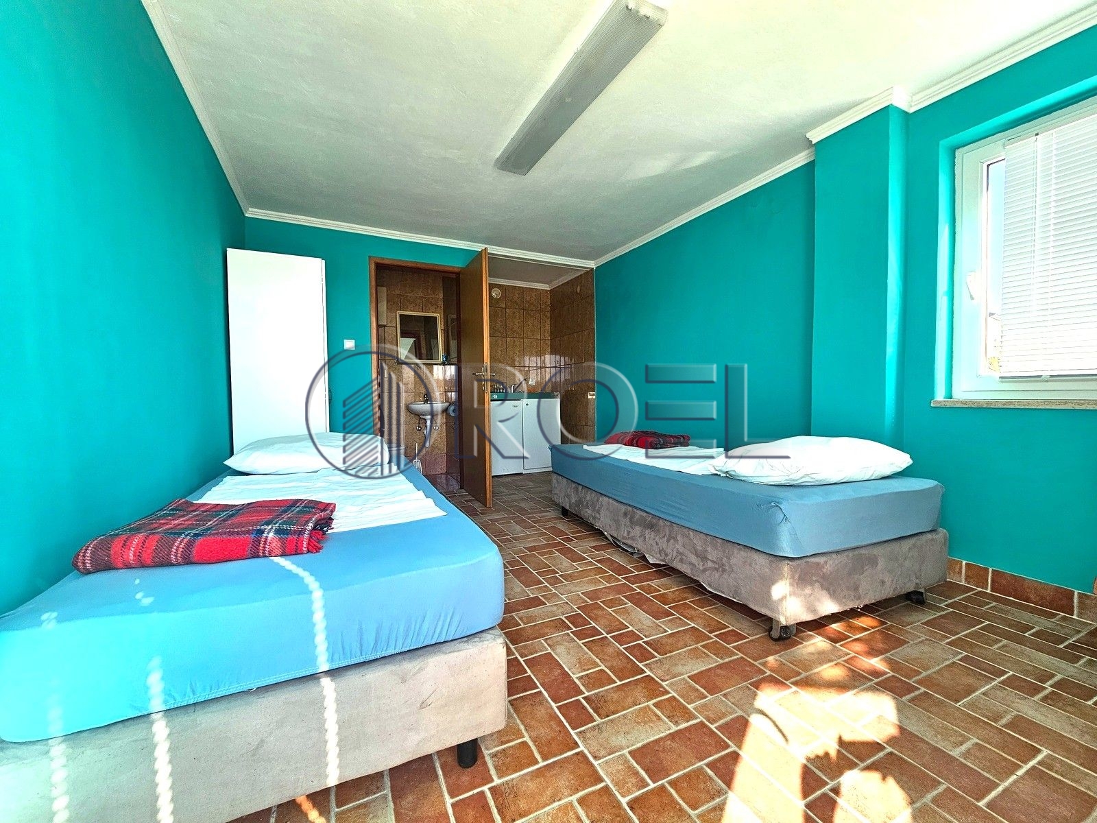 1519_5_1777975780 Prodaja, Selce, strogi centar, kuća s apartmanima, 200 m2