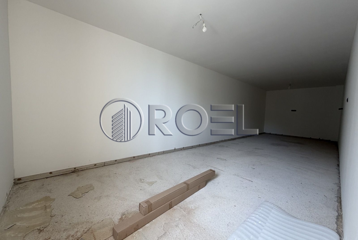 Five-bedroom apartment with swimming pool, new development, 238 m², Opatija
