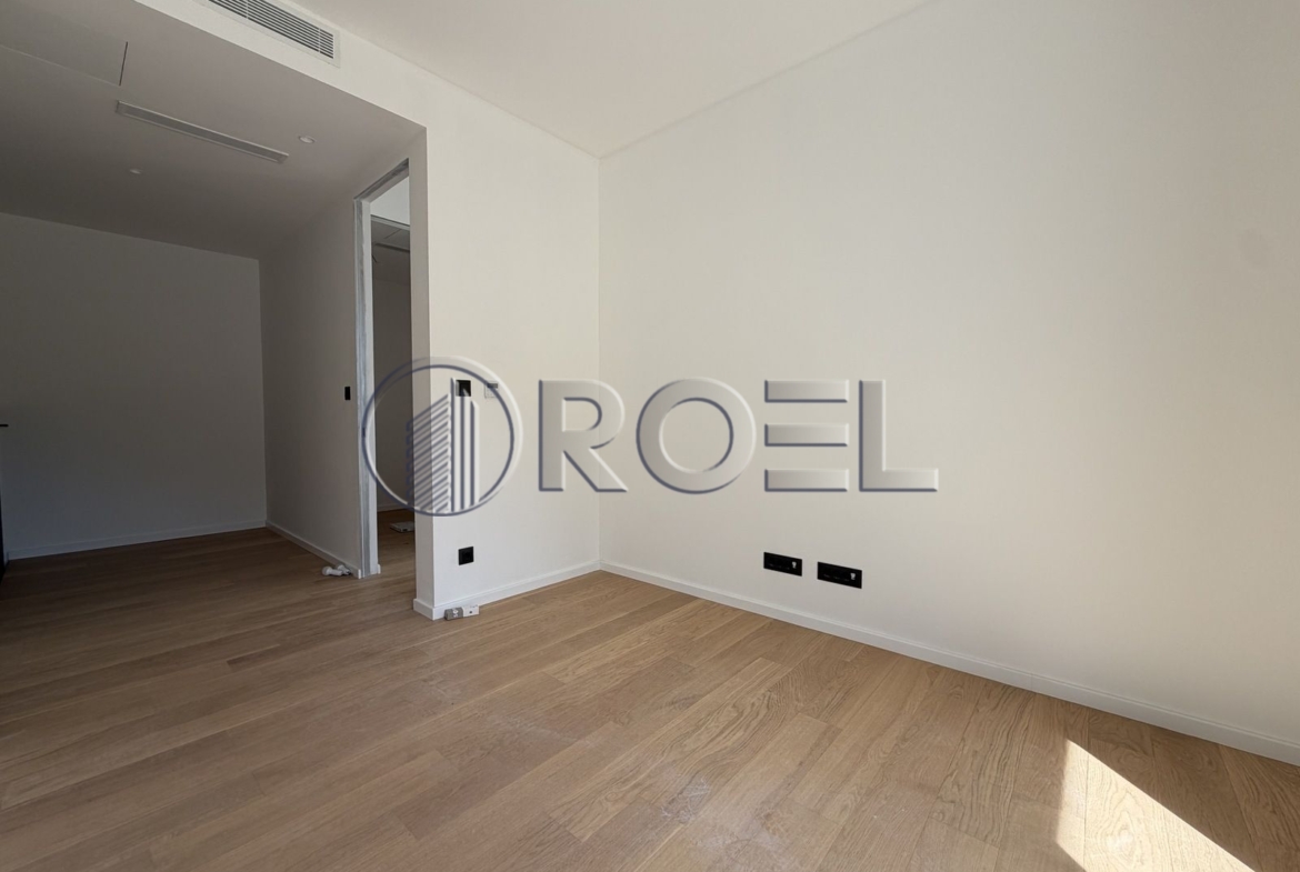 Five-bedroom apartment with swimming pool, new development, 238 m², Opatija