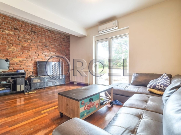 Zagreb, Sv. Duh five-room apartment NKP 112 m2