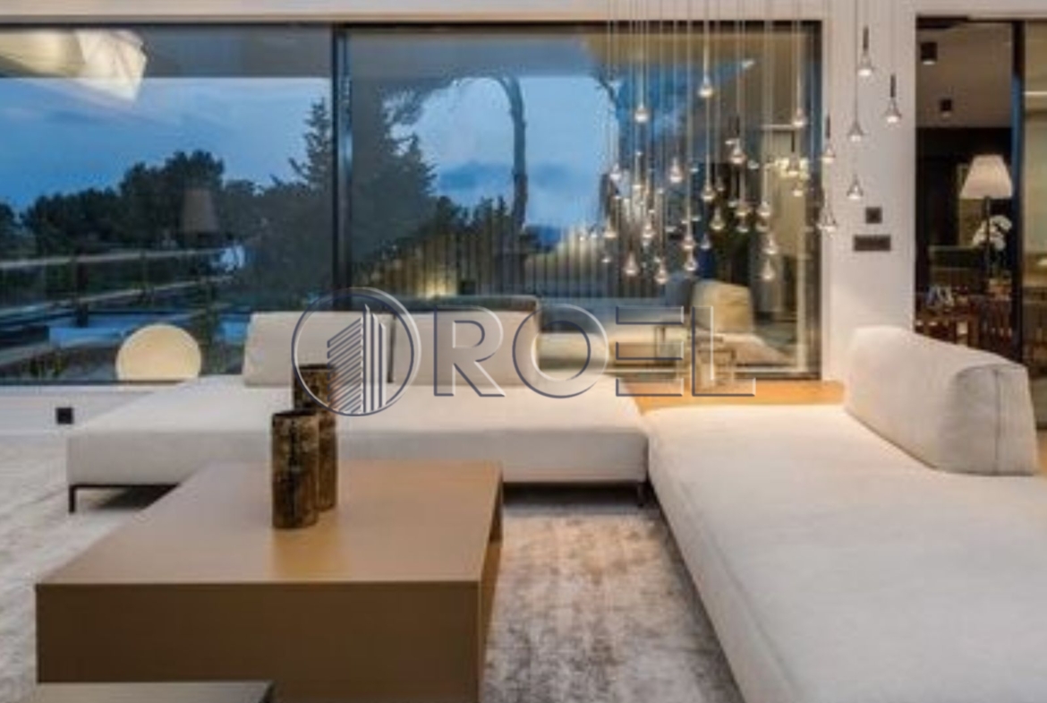 Zadar, Diklo: Luksuzna vila s bazenom, NKP 453 m²