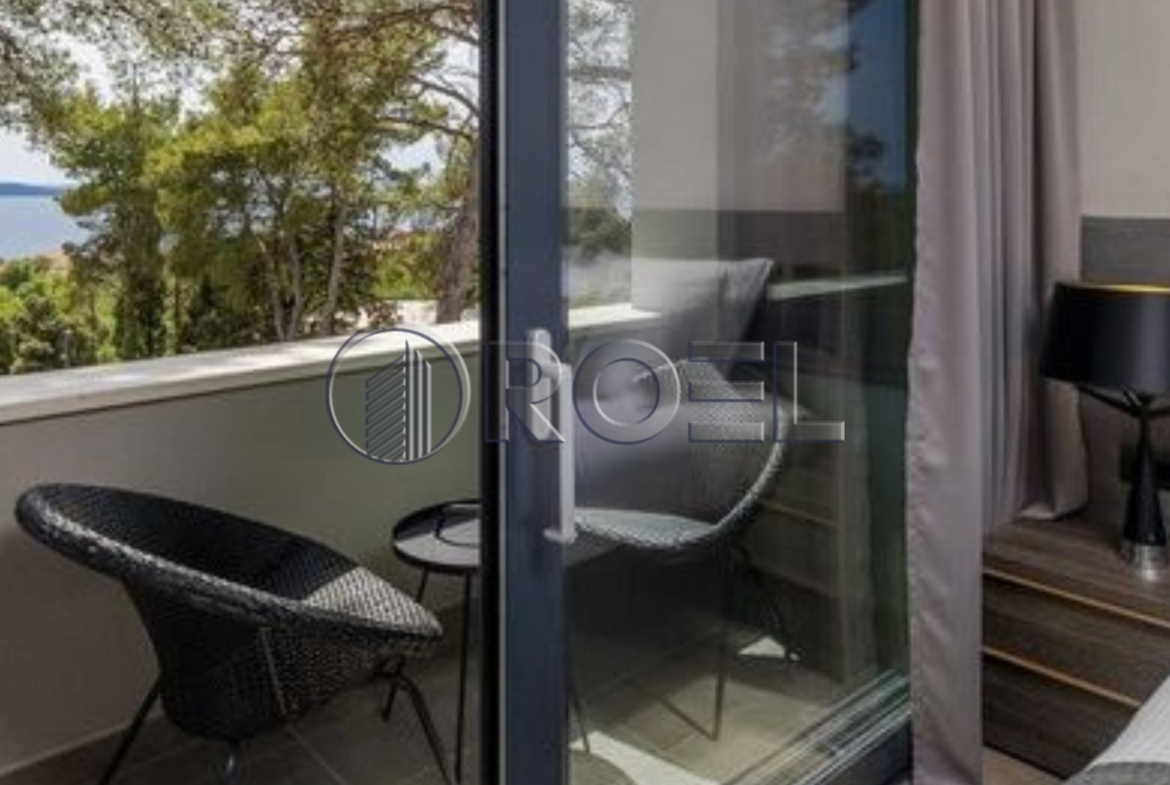 Zadar, Diklo: Luksuzna vila s bazenom, NKP 453 m²