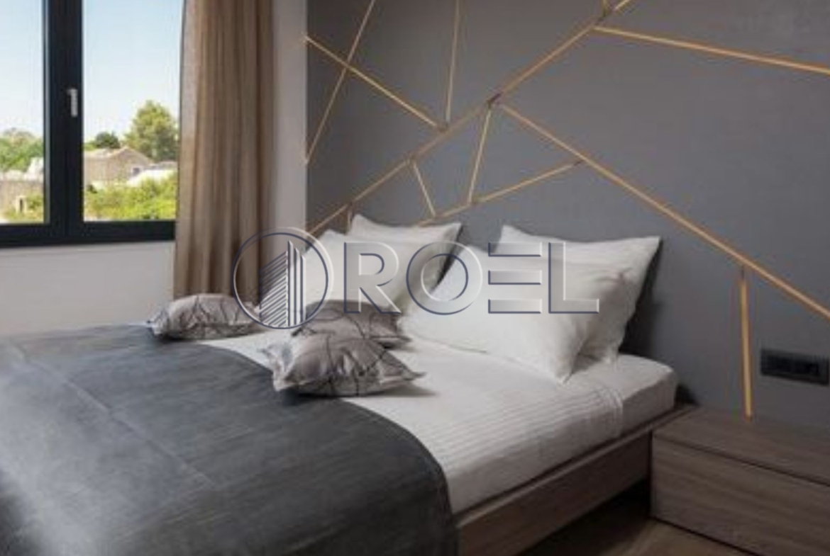 Zadar, Diklo: Luksuzna vila s bazenom, NKP 453 m²