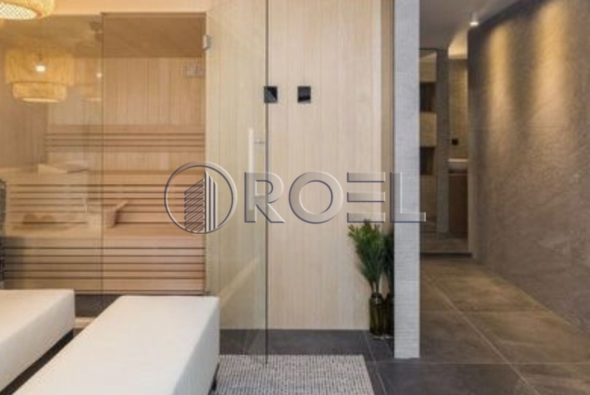 Zadar, Diklo: Luksuzna vila s bazenom, NKP 453 m²