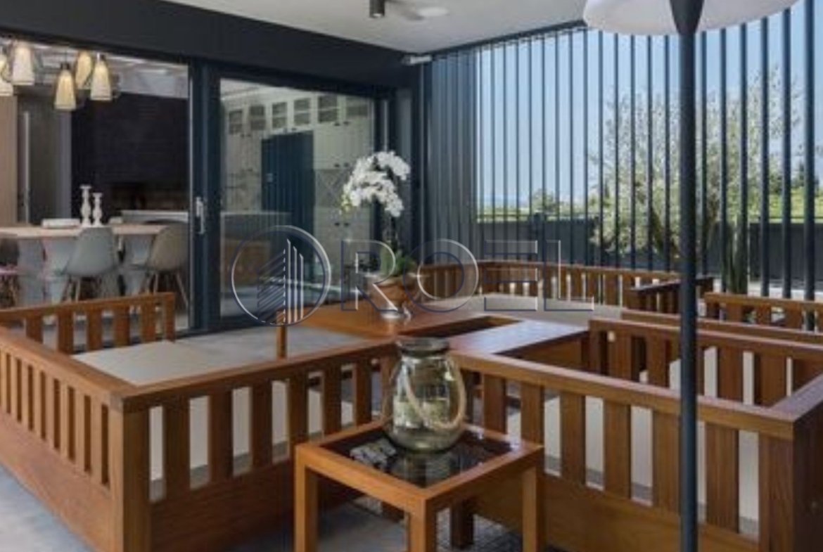 Zadar, Diklo: Luksuzna vila s bazenom, NKP 453 m²