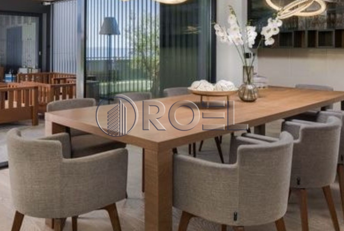 Zadar, Diklo: Luksuzna vila s bazenom, NKP 453 m²