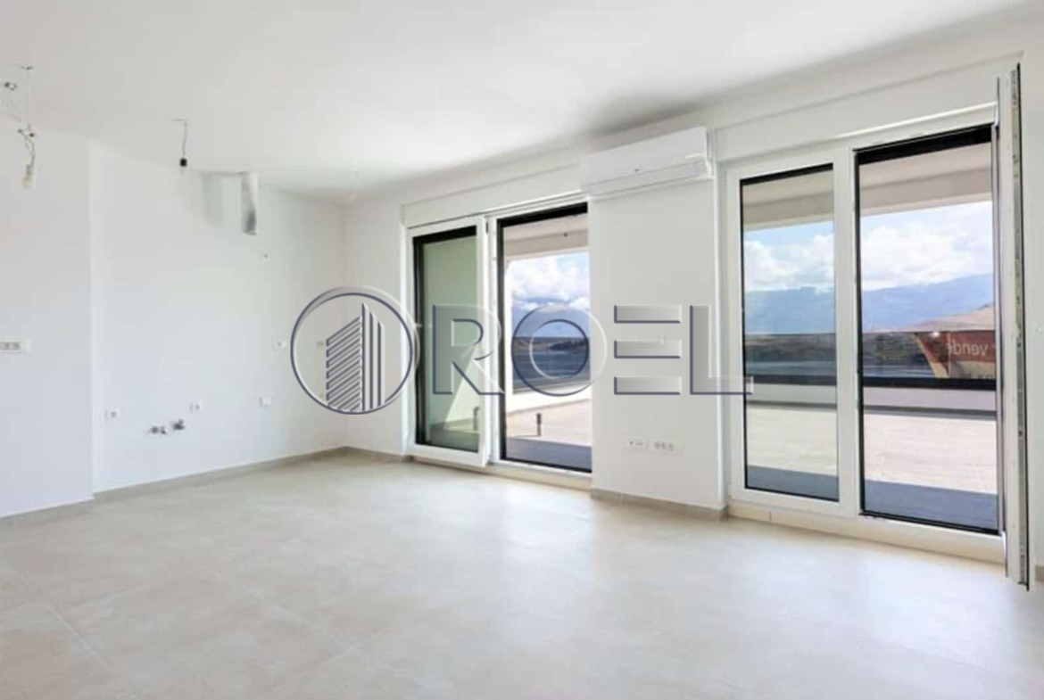 Trosobni penhouse: Pag, NKP 98.50 m2
