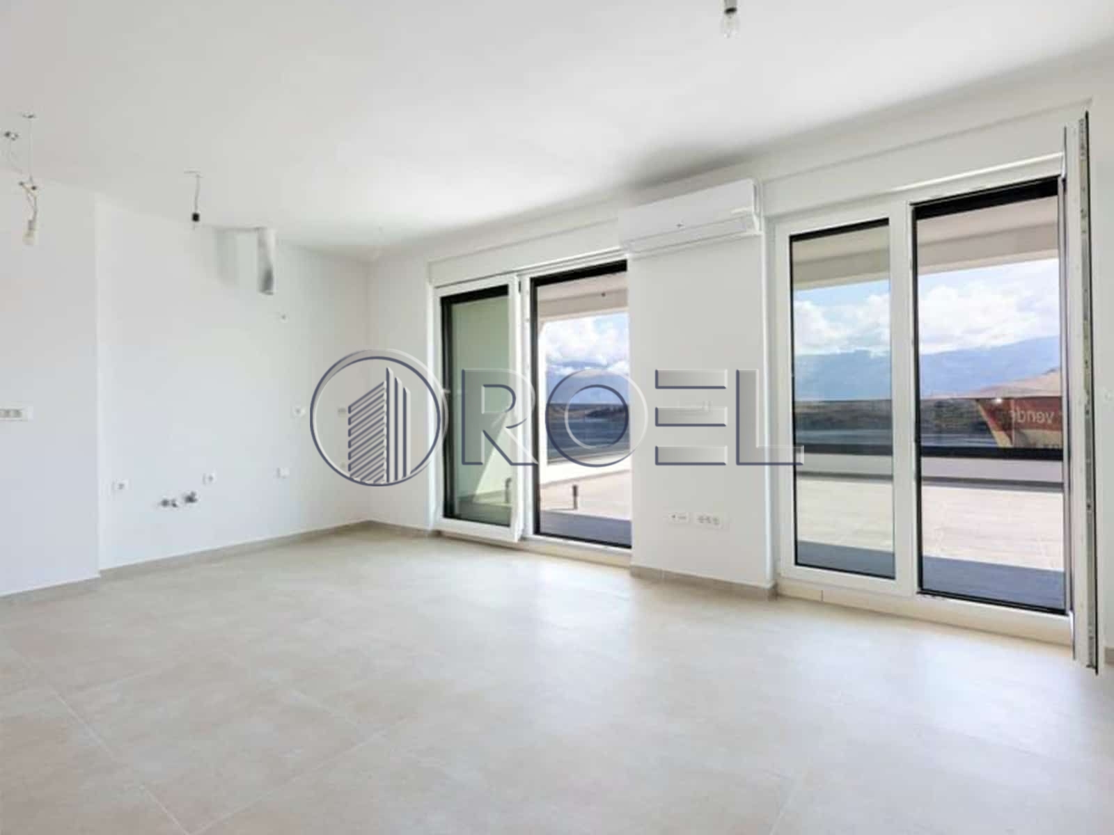 320_1_1726754704 Trosobni penhouse: Pag, NKP 98.50 m2