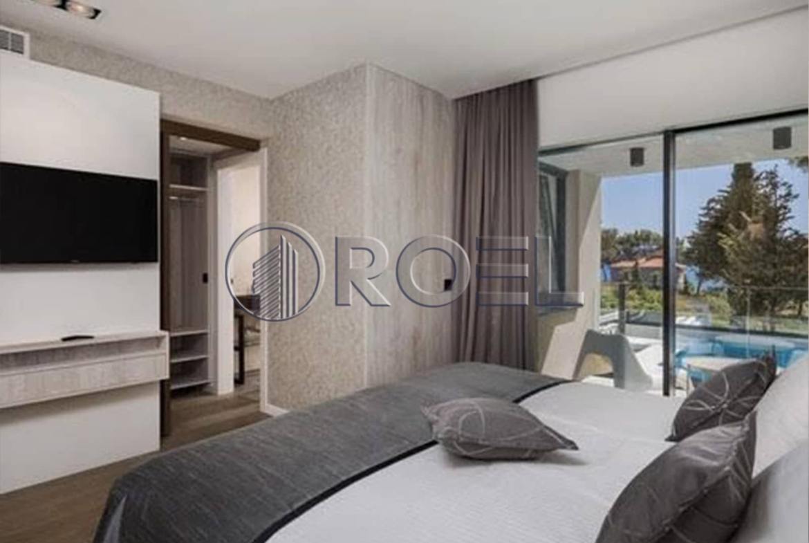 Luxury house with pool, Zadar, NKP 528 m²