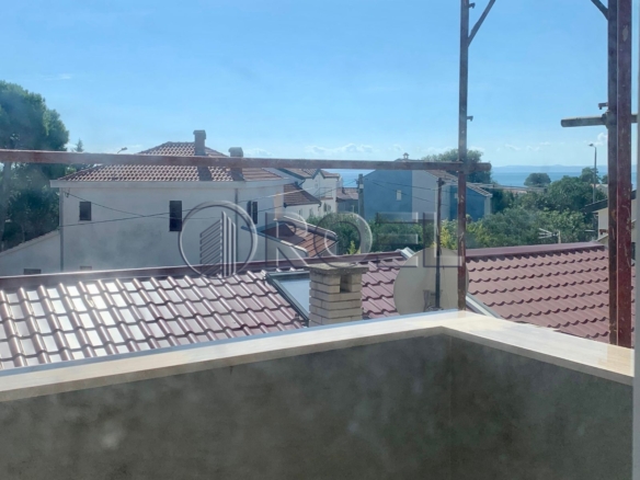 Dvoetažni četverosobni stan, Vir, NKP 80 m2