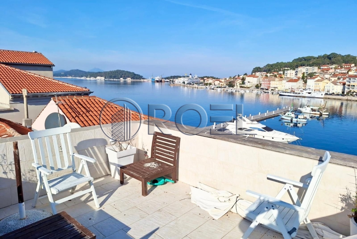 Kuća u nizu, 250, Mali Lošinj, Mali Lošinj