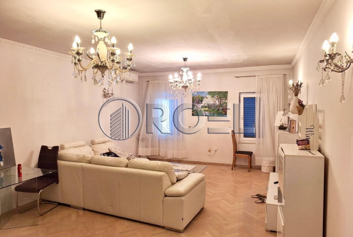 Kuća u nizu, 250, Mali Lošinj, Mali Lošinj