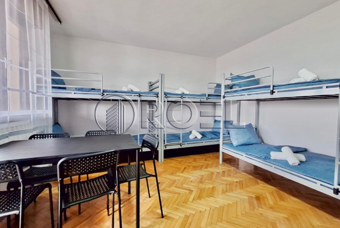 Najam kuće za radnike, smještaj, Sesvetski Kraljevec, 300 m2