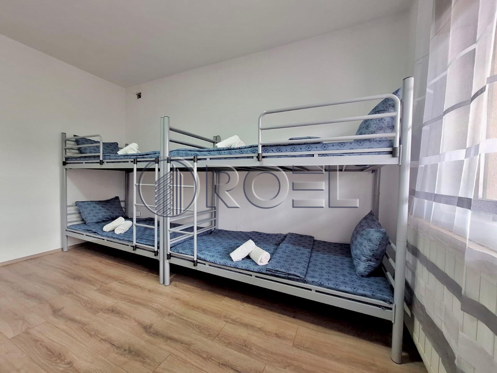 488_9_1733916104 Najam kuće za radnike, smještaj, Sesvetski Kraljevec, 300 m2