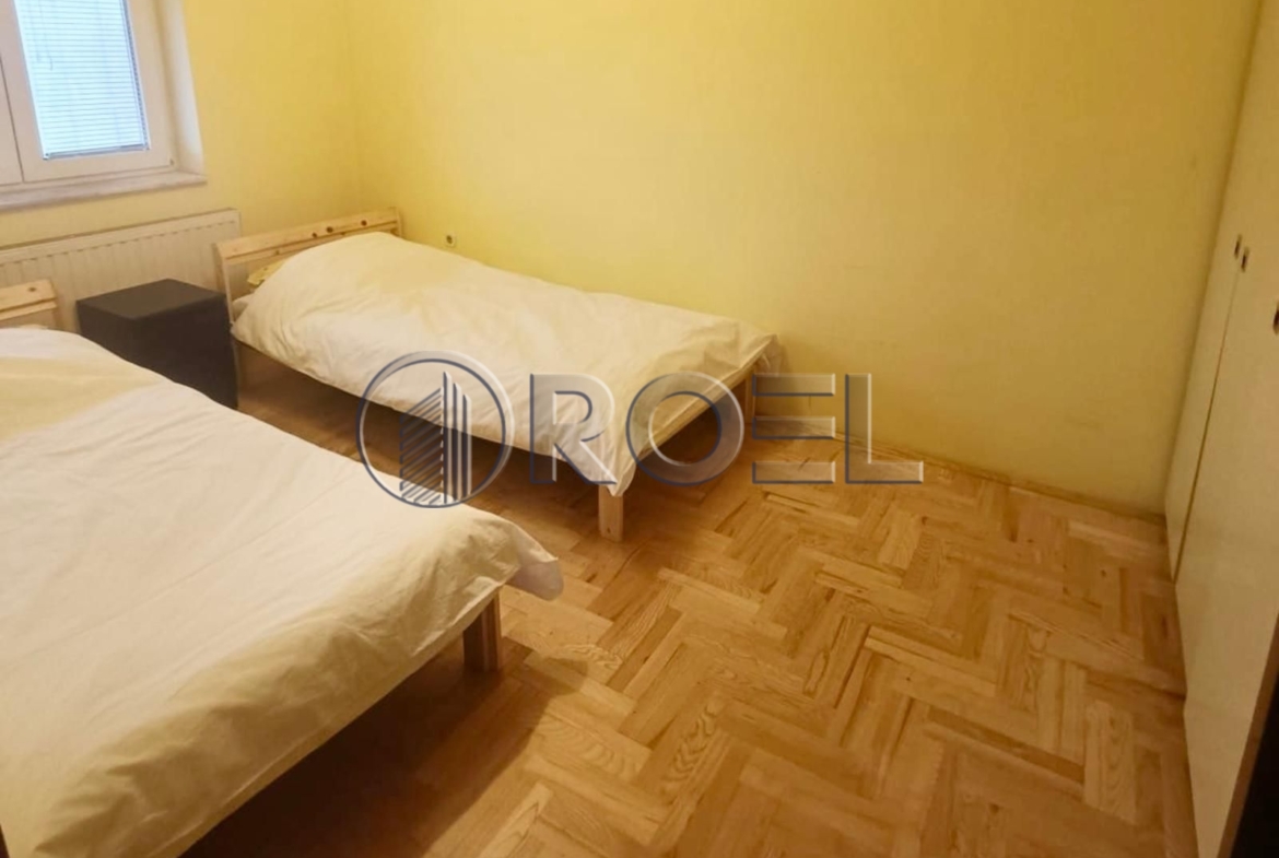 Terraced house, 300, Donja Dubrava, Zagreb