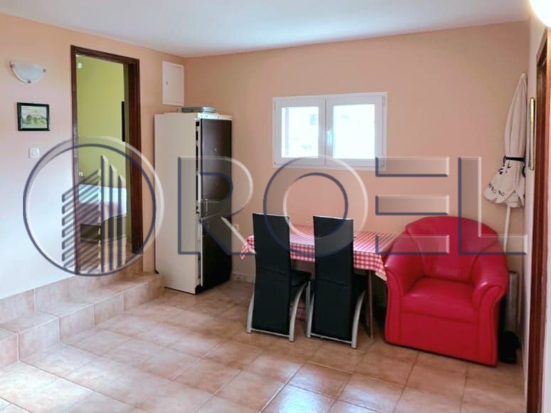Kuća, prvi red do mora, Ražanj, Rogoznica, NKP 410 m2