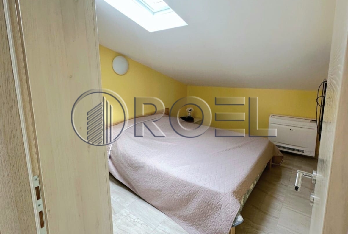Kuća, prvi red do mora, Ražanj, Rogoznica, NKP 410 m2