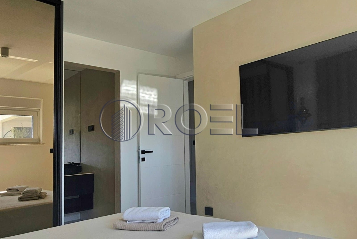 Trosoban stan u luksuznoj novogradnji, Krk, Malinska, prodaja, 84 m2
