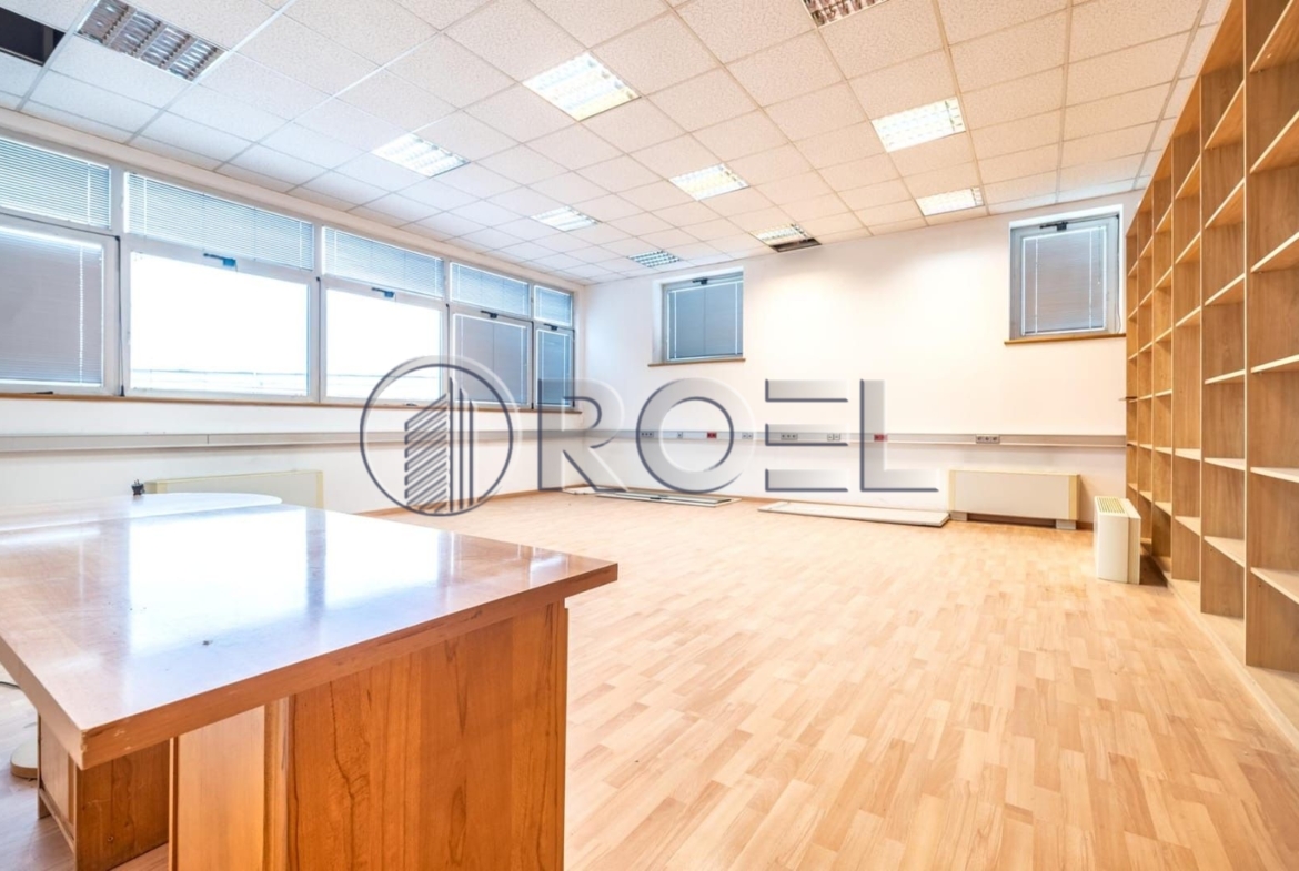 Poslovni prostor, Zagreb, Sesvete, NKP 585 m2