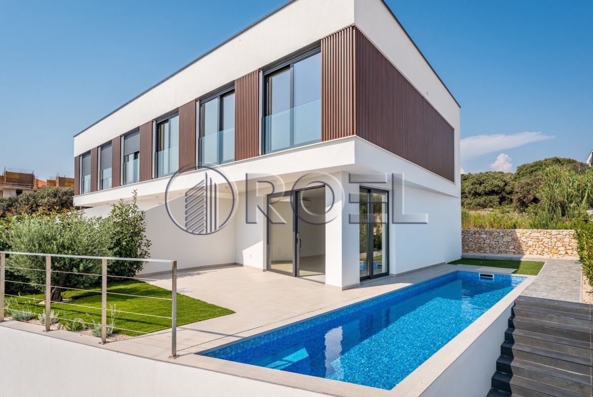 Luksuzna kuća u novogradnji s bazenom, Pag, Mandre, 130 m2