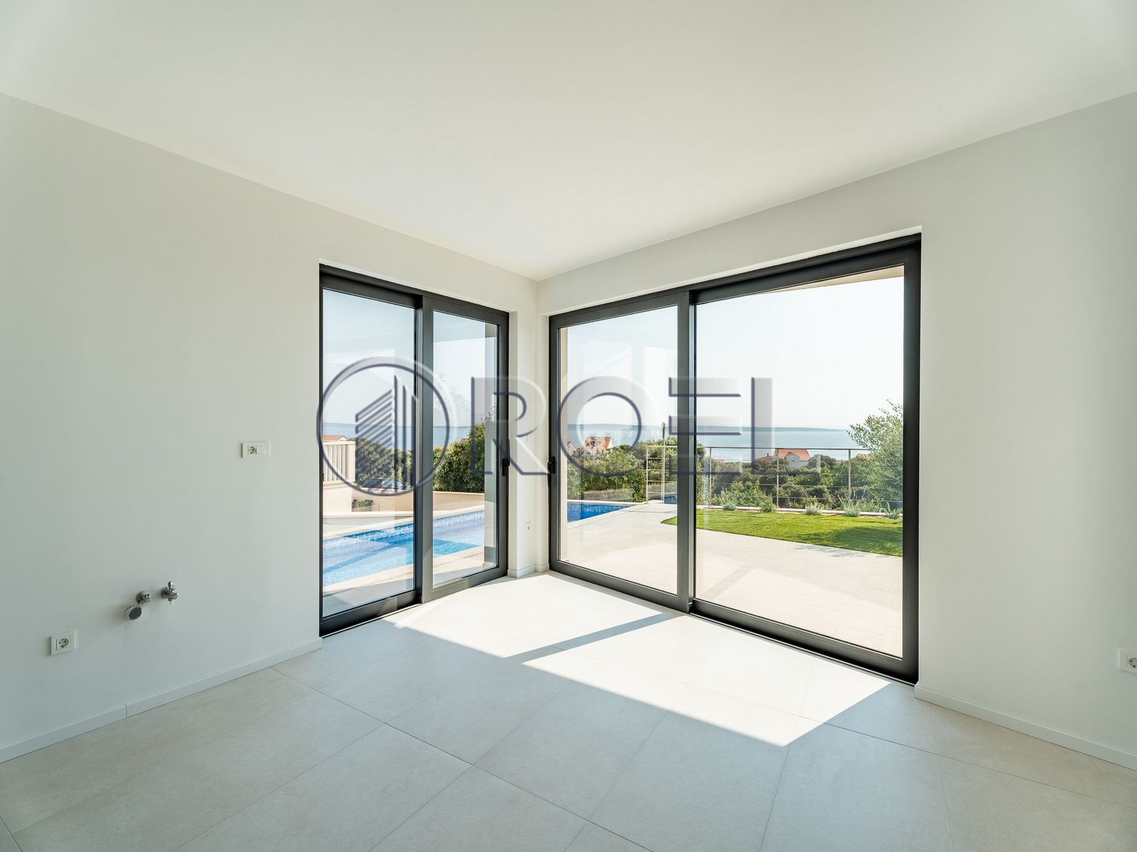 678_16_1744712059 Luksuzna kuća u novogradnji s bazenom, Pag, Mandre, 130 m2