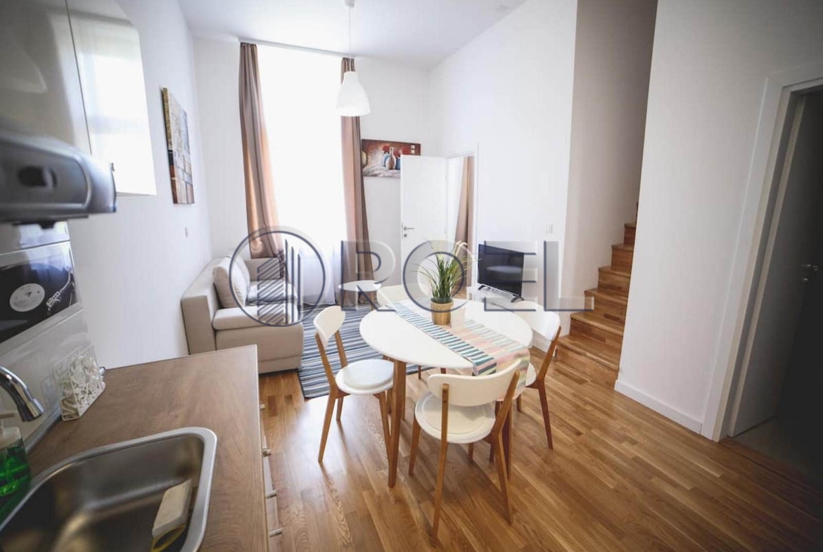 Zagreb, Centar, 5 apartmana i jedna soba, parking