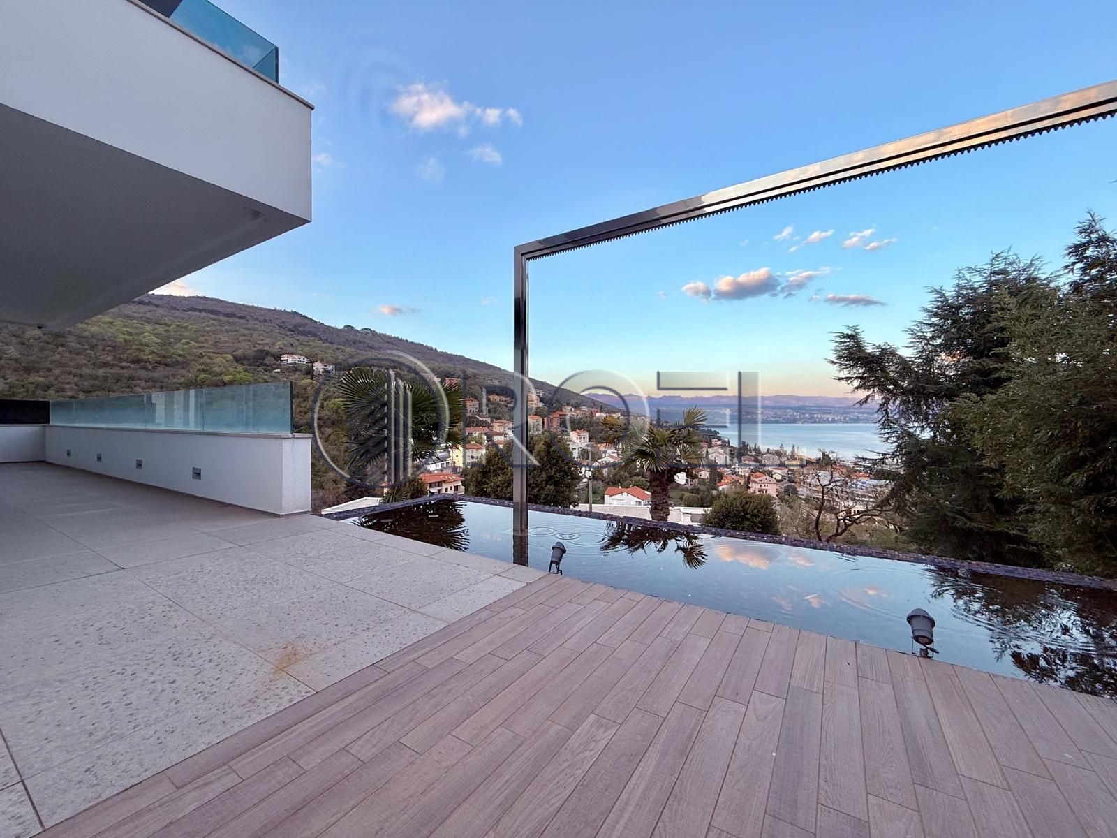 687_6_1745270690 Luksuzna vila, Opatija, Ičići, NKP 990 m²