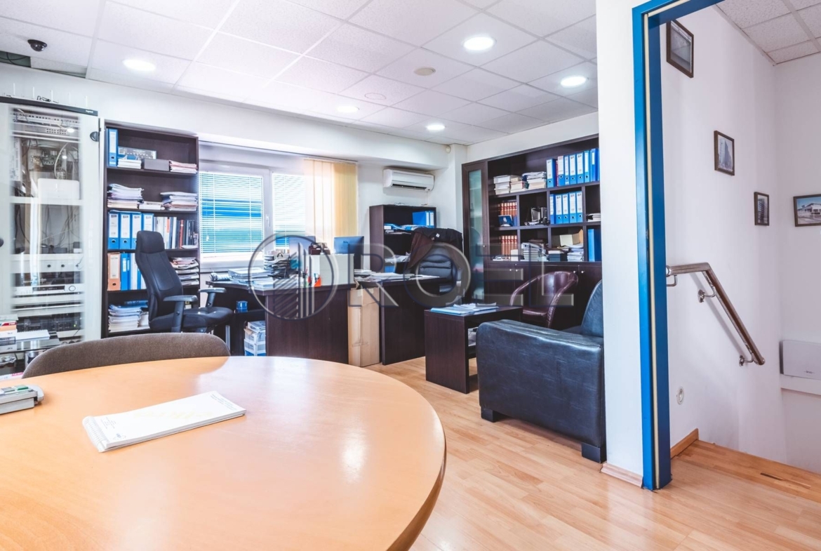 Zagreb, Jankomir, uredsko proizvodno skladišna poslovna zgrada 326m²