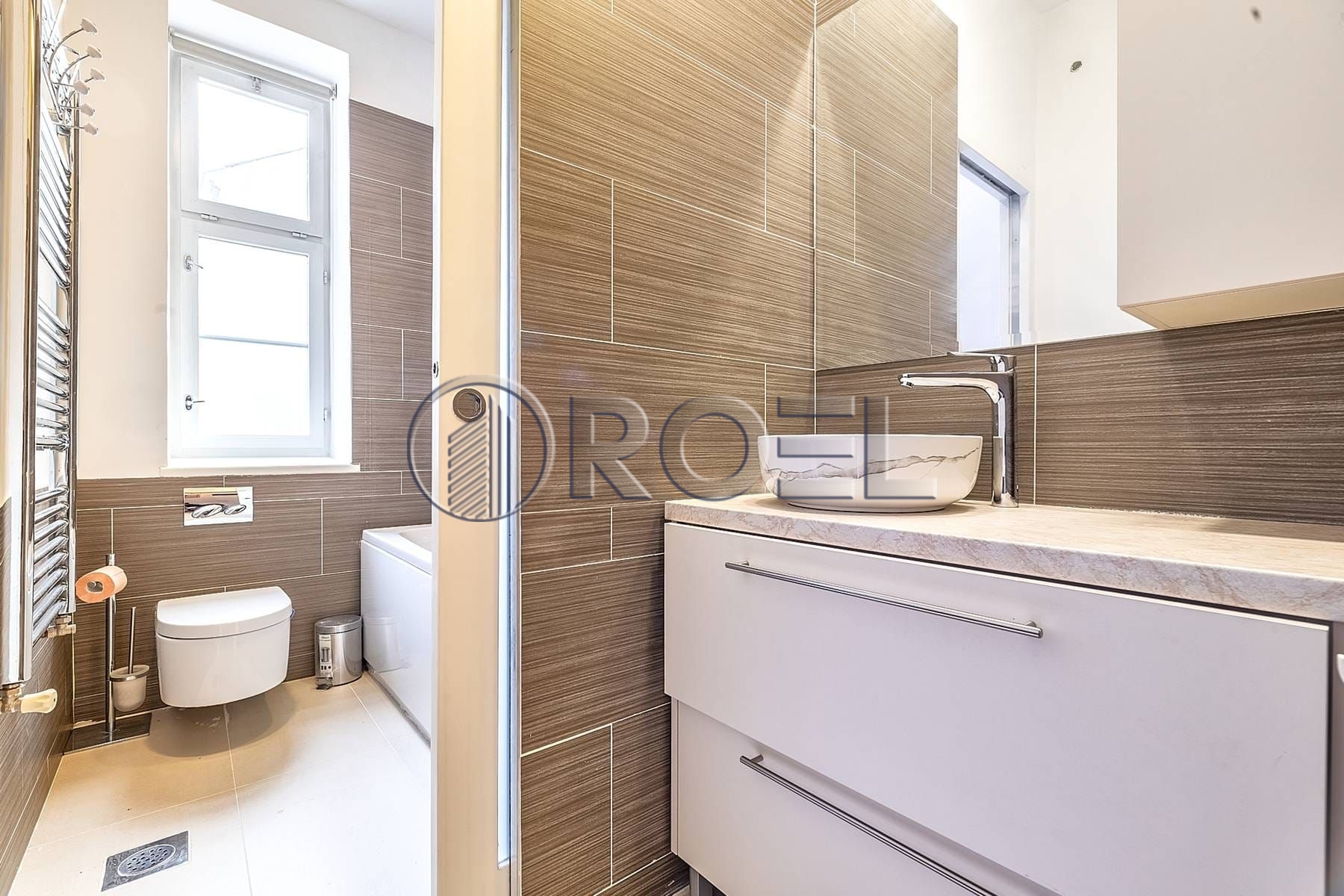 696_6_1744975750 Zagreb, strogi centar, dvosoban stan NKP 66 m2
