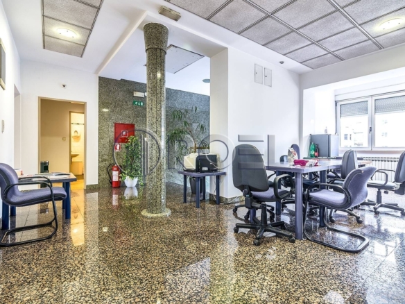 Kvaternik Square Excellent Office Space, 130 m² Indoor Area