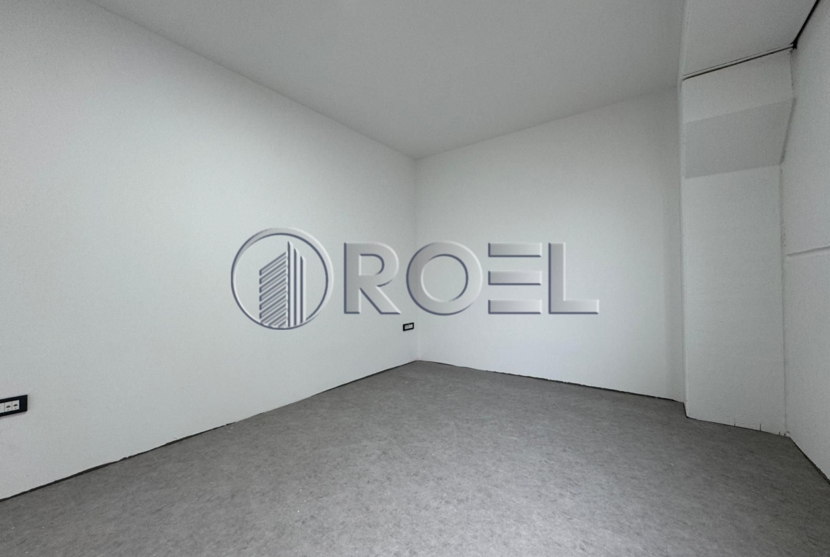 Industrial Hall for Rent in Donja Lomnica, 1.120 m²