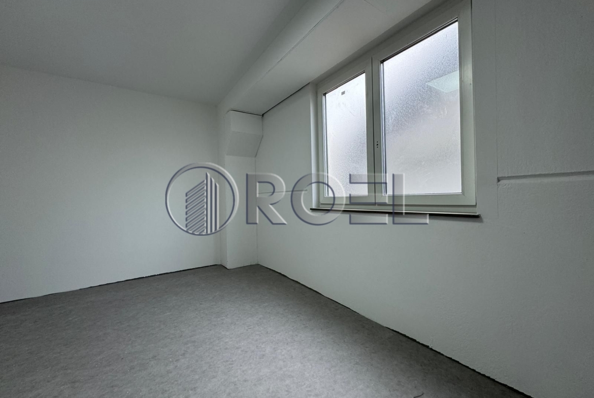 Industrial Hall for Rent in Donja Lomnica, 1.120 m²