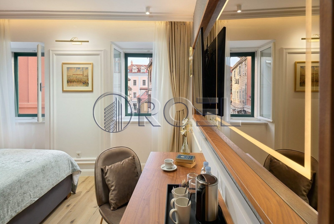 Split, Centar, 4 luksuzne sobe za najam, 102 m2, prodaja