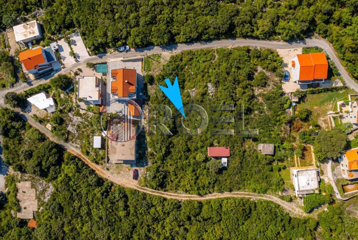 Građevinska parcela, Sreser, 616 m2