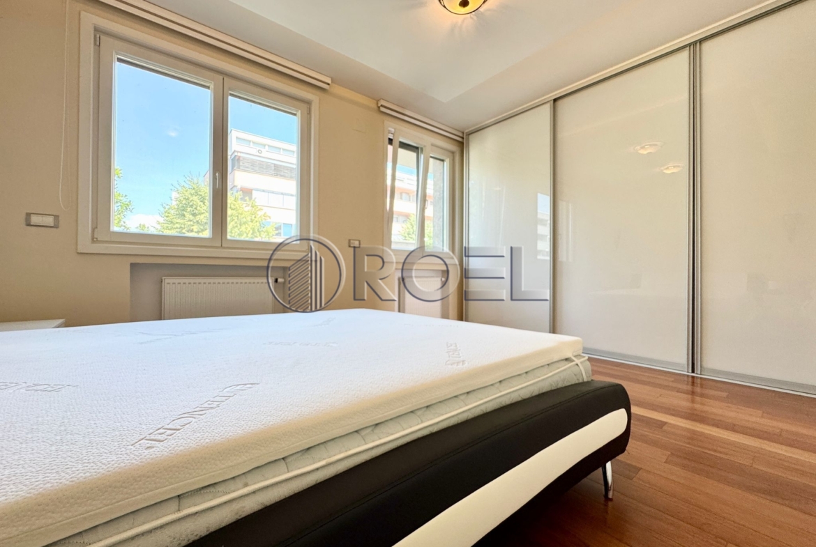 Zagreb, Jarun, attractive two-storey 5-bedroom apartment, 270 m2 + GPS