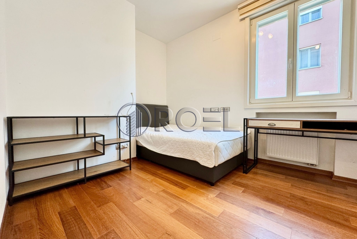 Zagreb, Jarun, attractive two-storey 5-bedroom apartment, 270 m2 + GPS